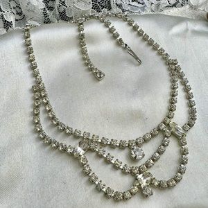 VINTAGE SILVER TONE CLEAR RHINESTONE CHOKER STYLE NECKLACE